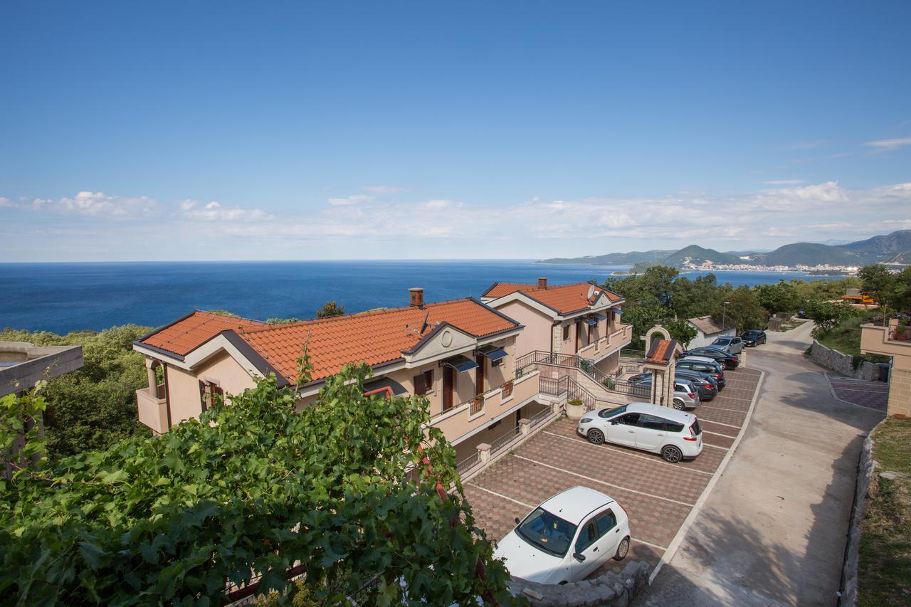 Apartments Natasa Sveti Stefan Exterior photo